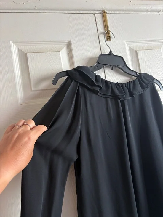 Kobi Halperin Black Ruffle-Neck Long Sleeve Blouse - Picture 7 of 9